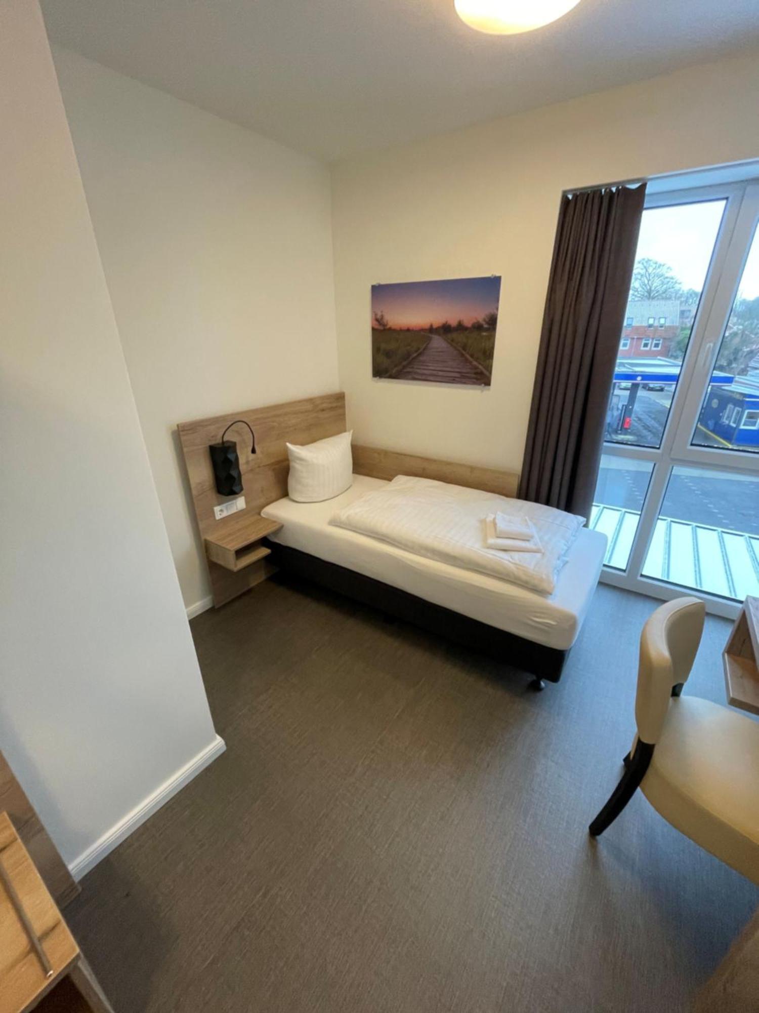 Hotel Am Pferdemarkt Aurich Exteriör bild